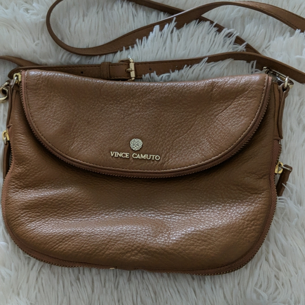 Vince Camuto tan leather crossbody bag